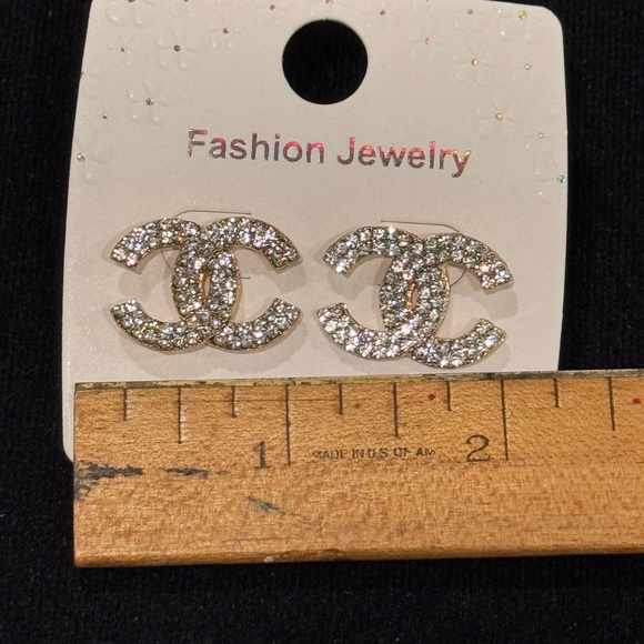 Fashion Jewelry Gold Tone Iridescent Crystal Monogram Earrings .5 inch - Picture 5 of 8